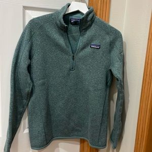 Patagonia 1/2 zip sweatshirt